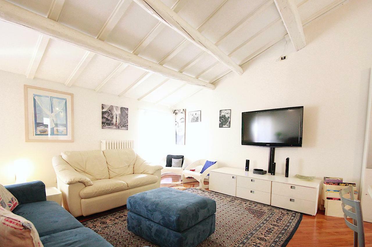 Bianco Apartment Verona Exteriör bild
