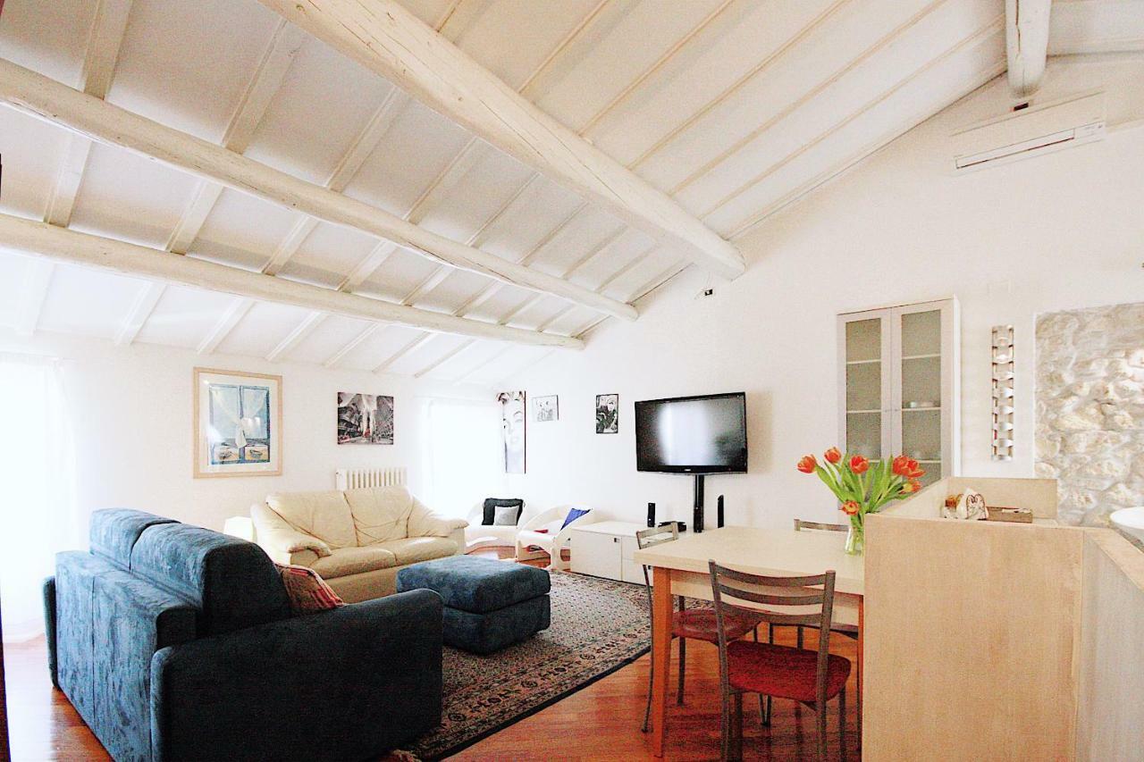 Bianco Apartment Verona Exteriör bild