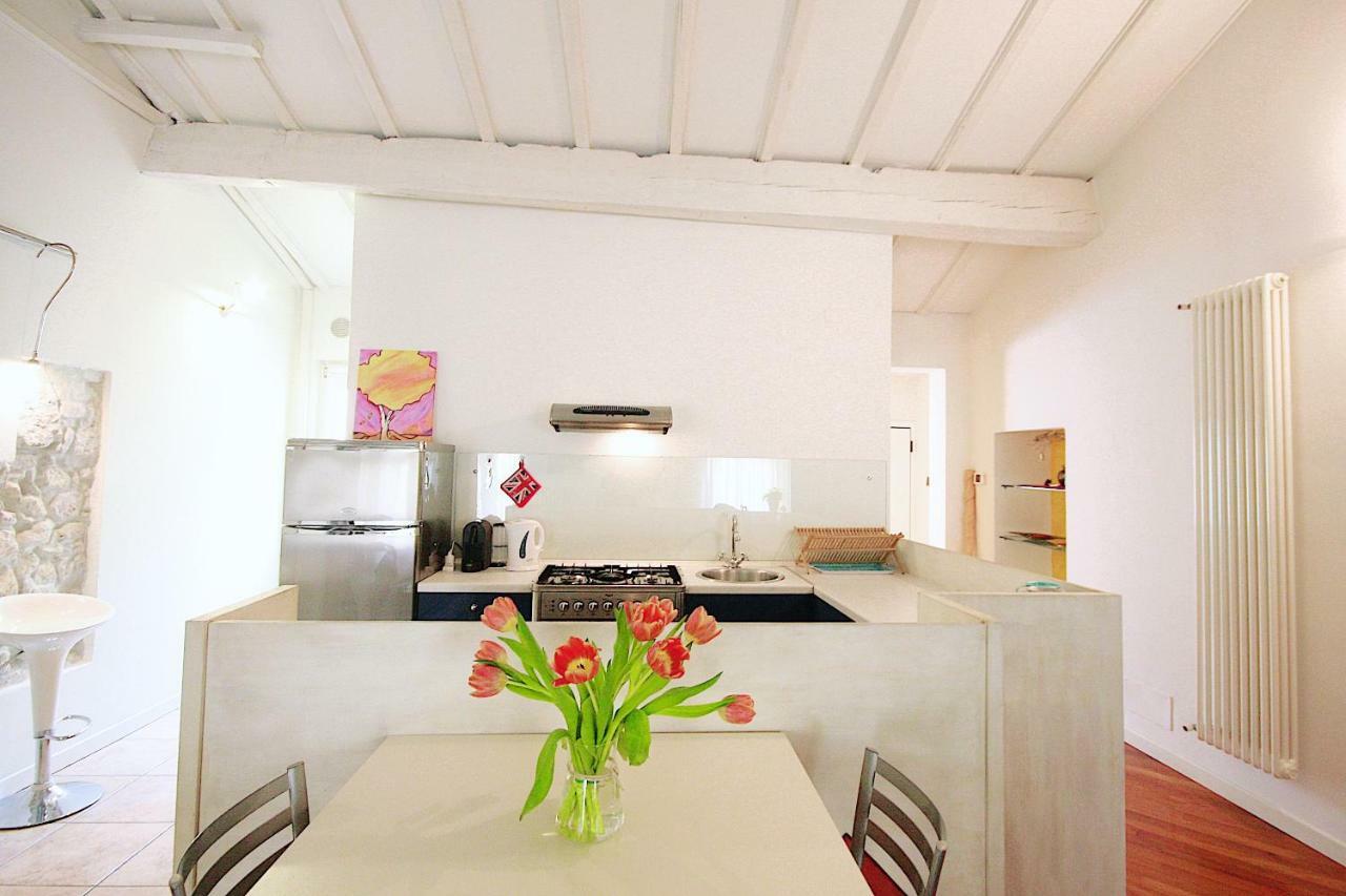 Bianco Apartment Verona Exteriör bild